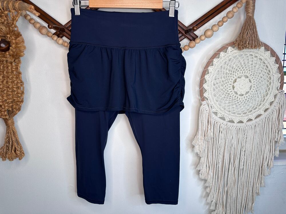 Athleta Elation 2-in-1 Navy Skirted Capris